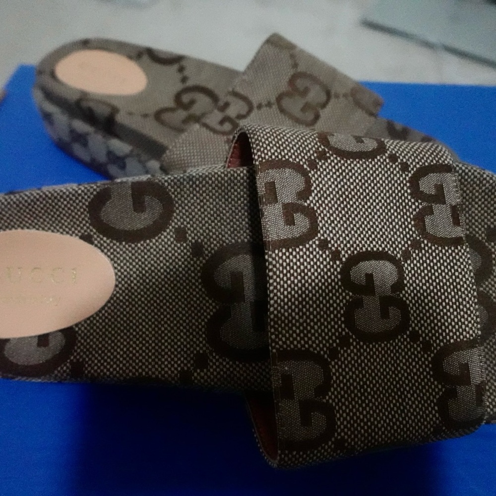 Gucci Brown Patterned Women's Sandals